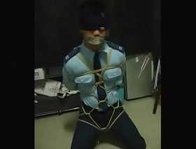 捆绑玩弄警察 gay japan gangbang porn