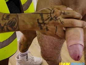 PACKING LANKY BRIT VS 2X HAIRY HUNKS asian japan gay porn