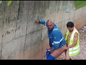 Trabalhadores vão atrás da obra fuder chinese gay male porn