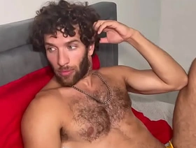 Macho  levando pirocada do negão dotado brasileiro hot gay porn scene