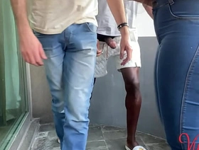 Minha esposinha safada adora vê eu gozando numa na rola preta do Hyorancarvalho 21cm no meu cuzinho. chinese gay porn movies