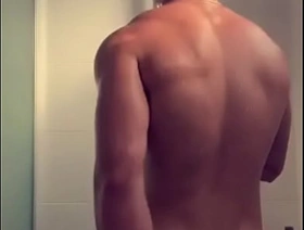 Novinho marrento tomando banho chinese gay porn twink