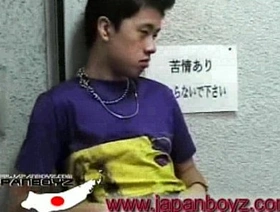 A hot Japanese bottom boy loves to get his hot botheration fucked japan cheerful porn teen