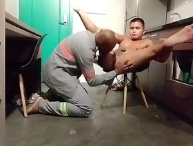 Trabalhador fode assiatico no pelo hot asia gay porn