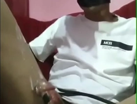 Asian boy takes a heavy millstone japan gay porn fix it