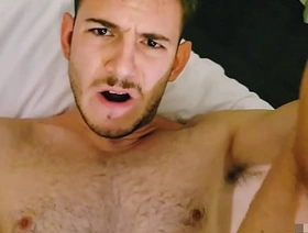 Insistió para que llene su culo de leche! joyous porn japan bus