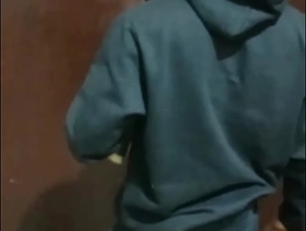 um vândalo pichou minha porta peguei ele e comi o cu dele hot abs gay porn