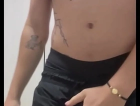 Me gusta venirme a chorros asi se siente mucho mejor, Disfrutalo korean feet gay porn