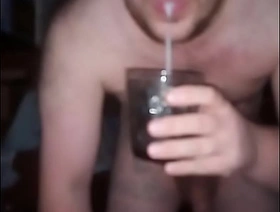 Shock content! A joyous man from Russia eats his own fresh cum! His cum is far his mouth! joyous japan porn tube