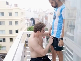 FETICHE PIES ESCUPITAJO Y MECOS EN EL Woman of easy virtue japan gay train porn