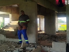 Tava com tesão bati uma na obra e gozei na minha bota chulezenta gay cute korean porn