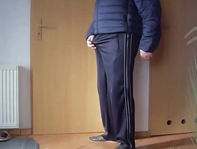 Moje śliskie dresy i kurtka do zalewania spermą hot gay porn muscle