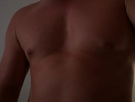 Muscular guy poses of the camera and cums on his stomach onsen japan gay porn