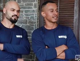 Depois da promoção comemoramos com uma bela putaria! trance japan gay porn