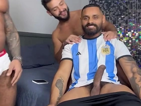 GRANDES E GROSSO gay massage indonesia porn