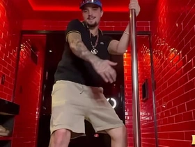 LEVEI MURRO NA COSTELA Effect MALOKEIRO PUTO PAUZUDÃO indonesia gay porn