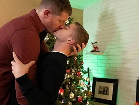 There Was an Instant Connection of Chemistry and Passion Extremity the Little and Big Guy - Tinytwink free asia gay porn