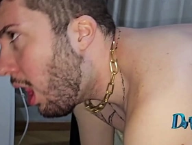 Branquinho tatuado mamando e dando pro dotado na cama (COMPLETO Itsy-bitsy RED) chinese gay score porn