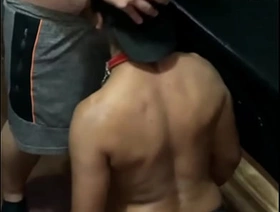 O CASADO DO BAR TINHA TESÃO EM ME SURRAR, E EU DEIXEI COM GOSTO. gay korean dealings porn