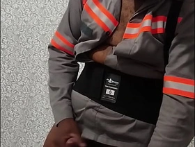 Batendo uma antes de ir trabalhar japan spy gay porn