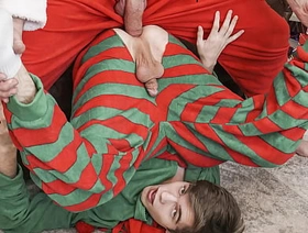 Stepson Getting a Early Verified stranger His Daddy - Soncreep cheerful porn hot guy