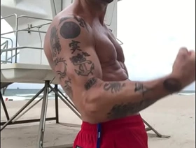 FORT LAUDERDALE BEACH FLEXING sg careless spy porn