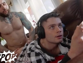 Watch This Slutty Gamer Twink Ryan Bailey Get A Hard Pounding By Young Hot Rafter La-di-da D'Angelo - TWINKPOP gay porn japan movie