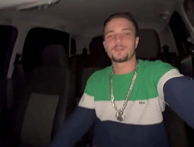 Erick Diaz Comendo Cliente Novinho gay porn korean twink