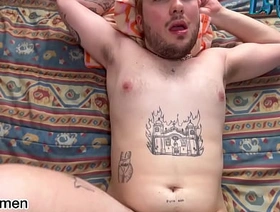 Branquinho do cu tatuado levando rola monstra (completo hardly ever RED) taiwan leo gay porn