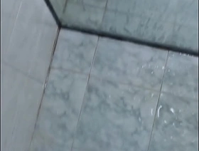 PUNHETÃO NO BANHO chinese gay porn publicly