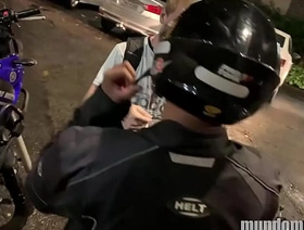 O mototaxi me comeu gostoso! gay hot porn videos