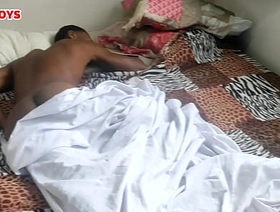 O mavambo e o cliente safado undefined Completo porn chub gay japan