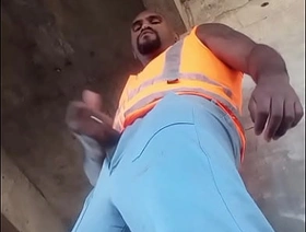 Trabalhador filma se masturbando na obra muscle asia gay porn