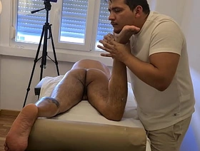 32 - MASSAGEM   LIBIDO NO GAJO DE LISBOA hot gay porn in bed