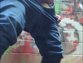 Nikijami wichst draußen gay japan porn hiroto