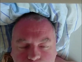 Das Gesicht von Nylonjunge beim Orgasmus handsome gay porn japan