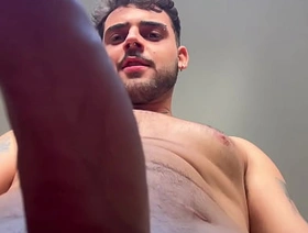 BANHO DE PORRA, VERSÁTIL SAFADO DANDO LEITADA hot indian gay porn hd
