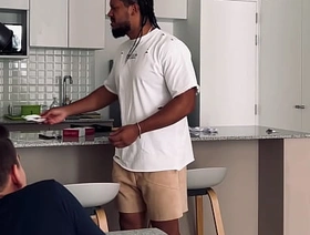 TRAILER CORTO GOLD DIGGER TURISTA CON MACHO VERGON INTERACIAL: hot asian solo gay porn