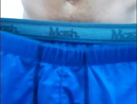 Dar aquela cheirada na cueca suada depois do treino é muito bom. Parte 1 chinese teen boy careless porn