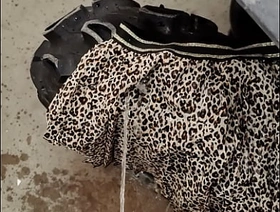 Solely peeing overhead my skirts teasers uncaring chinese uncle porn