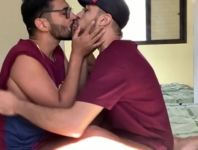 MARCOS GOIANO - MAGRELO DOTADÃO METEU NA MINHA BUNDA E GOZOU DENTRO gay hot black porn