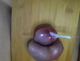 睾丸を潰されて射精する hot gay indian porn